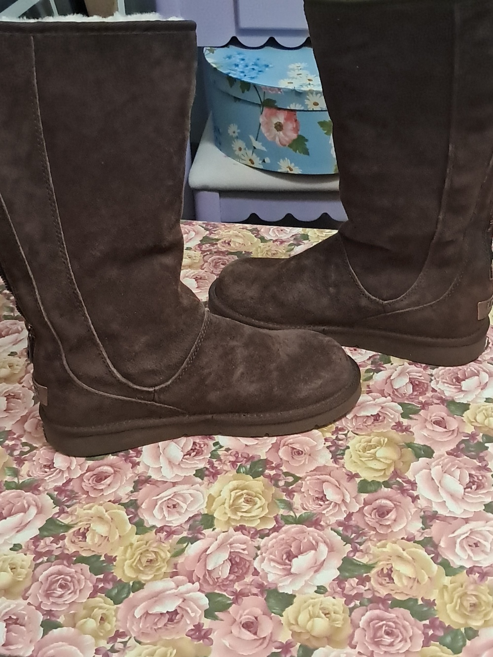 Ugg Brown Suede Tall Winter Boots. Ladies Size 8